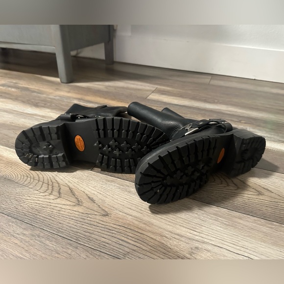 harley davidson mens waterproof riding boots size 9 Only Wore Twice $230 Metal - Picture 3 of 6